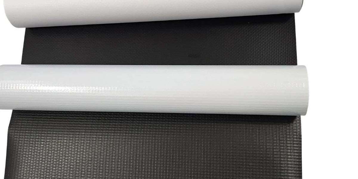 Publicidad Resistente y Económica con Banner Flexible de PVC